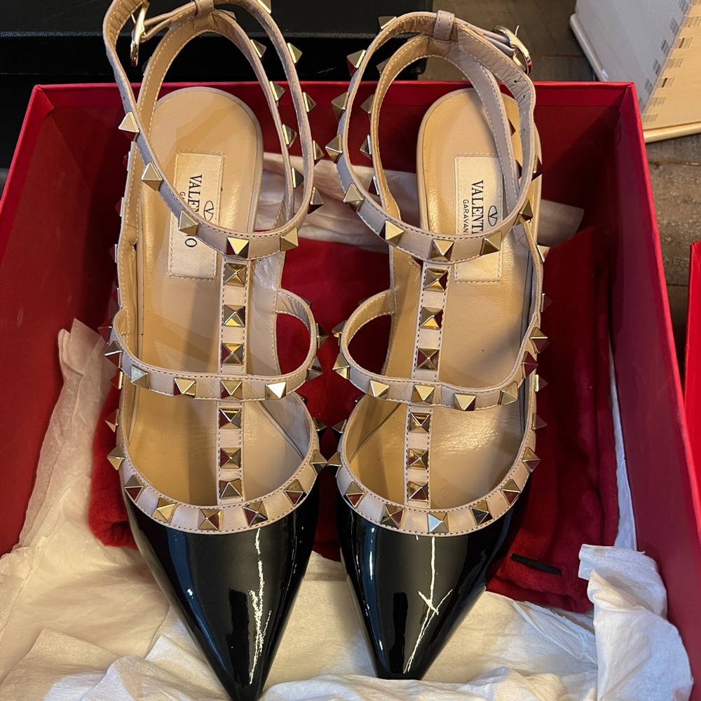 Valentino Rockstud Shoes 37